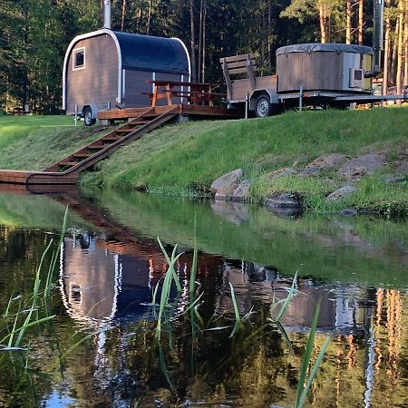 Hotel Orupohja Kaempingud Ja Telkimisala Põlva Exteriér fotografie